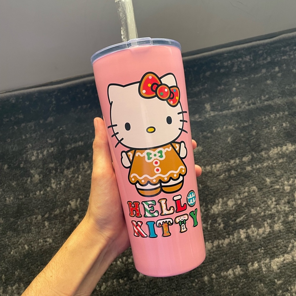 Brand New! Hello Kitty Christmas Tumbler with straw